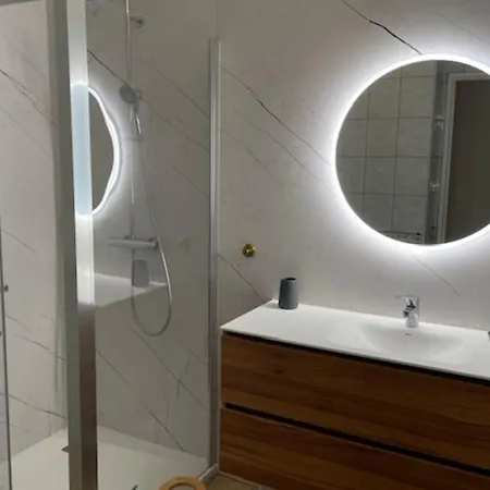 Lovely Cosy Nest Close To The Centre Of * Cannes